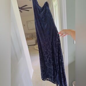 Lulu’s Navy Blue Velvet Floral One Shoulder floor length Dress